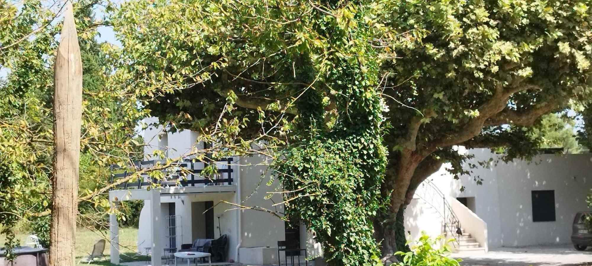 فيلا Mas En Provence ليه ثور المظهر الخارجي الصورة